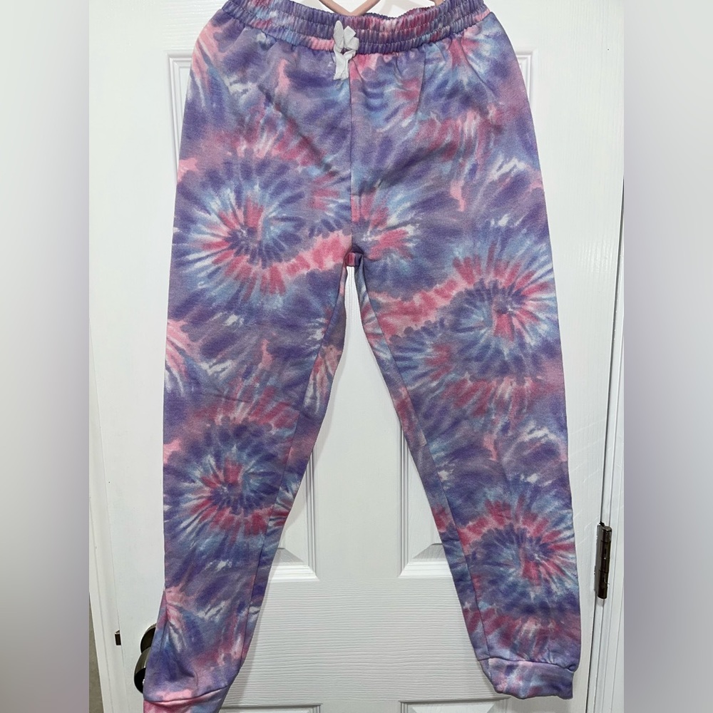 Girl sweatpants, tie dye, warm and comfy inside, size 12